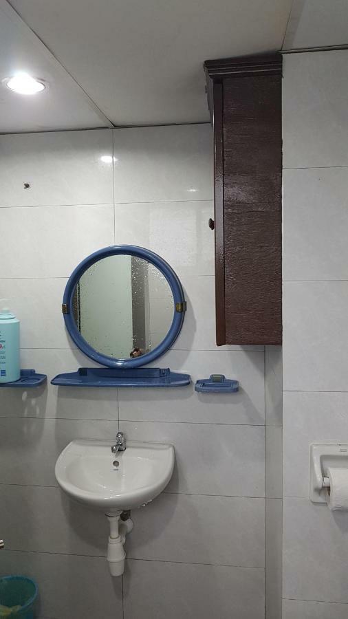 Home Stay Bayu Emas Appartment, באטו פרינג'י מראה חיצוני תמונה