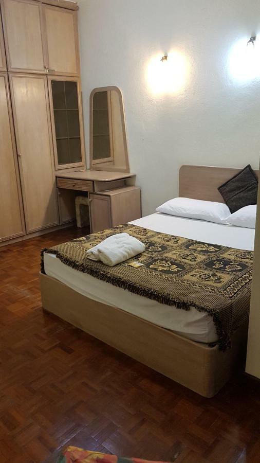 Home Stay Bayu Emas Appartment, באטו פרינג'י מראה חיצוני תמונה