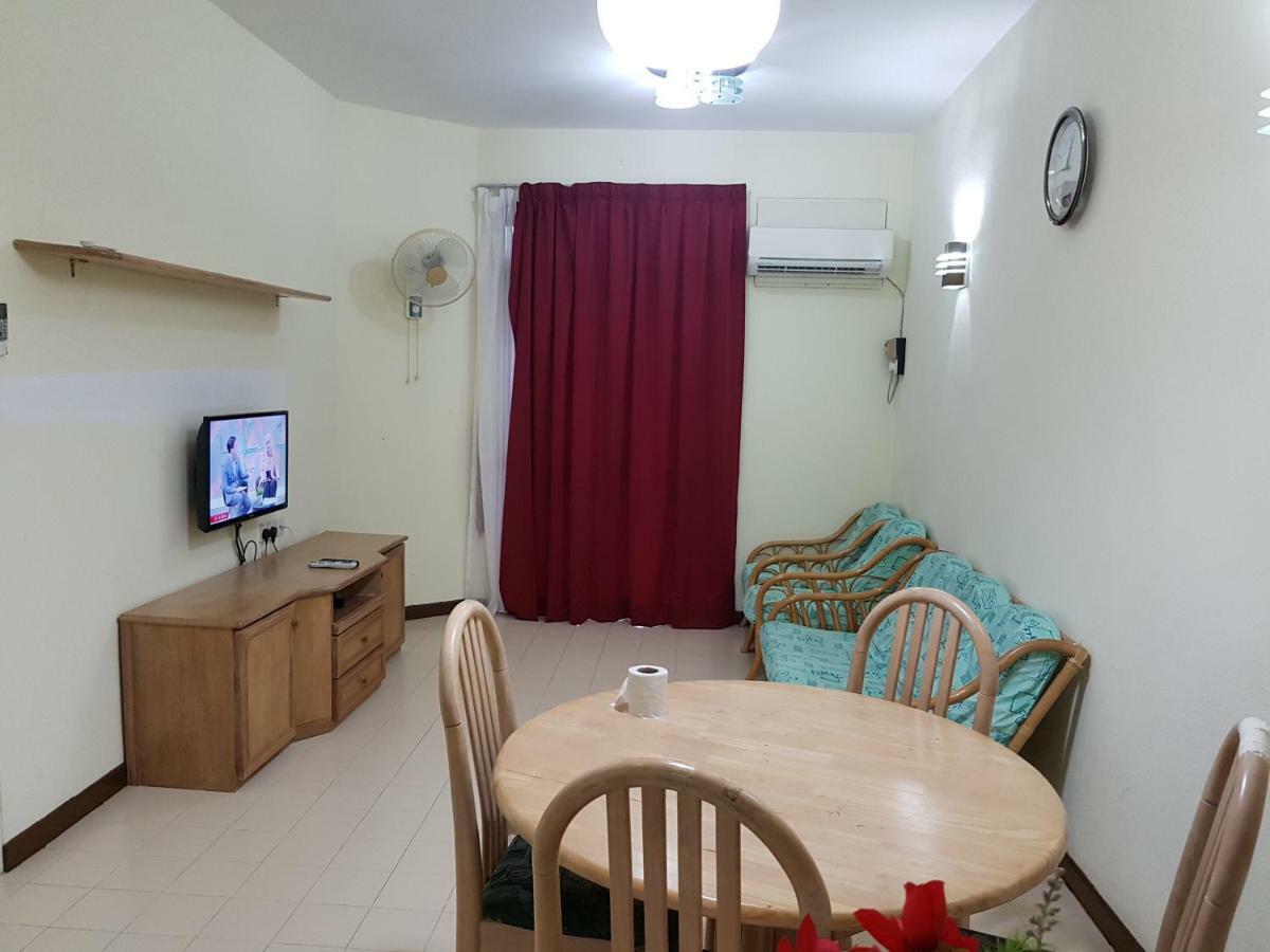 Home Stay Bayu Emas Appartment, באטו פרינג'י מראה חיצוני תמונה