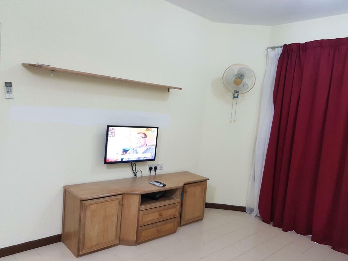 Home Stay Bayu Emas Appartment, באטו פרינג'י מראה חיצוני תמונה
